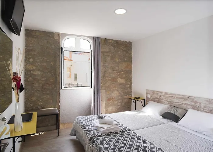 Litos Al Local 3* קמיניה